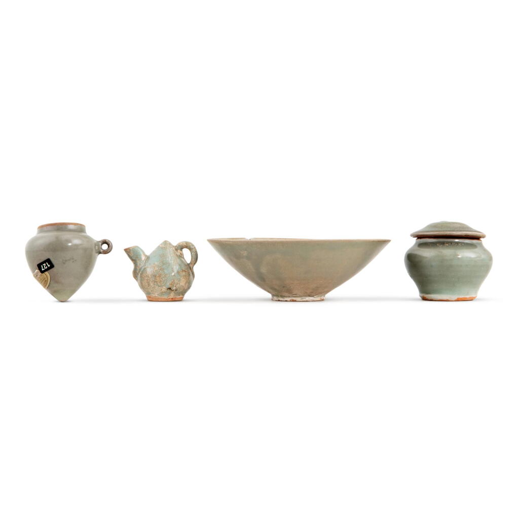 View full screen - View 1 of Lot 1055. Four celadon-glazed wares, Song - Ming dynasty | 宋至明 青釉瓷一組四件.