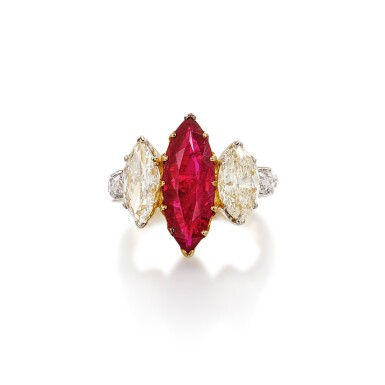 View full screen - View 1 of Lot 2943. Ruby and Diamond Ring | 2.58克拉 天然「緬甸鴿血紅」未經加熱紅寶石 配 鑽石 戒指.