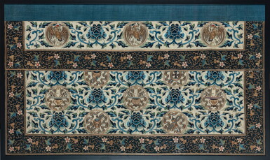 View full screen - View 1 of Lot 85. Garniture d'autel en soie et fils d'or brodés Dynastie Qing, XIXE siècle | 清十九世紀 緞繡牡丹雜寶紋供桌圍 | A large embroidered silk altar frontal table, Qing Dynasty, 19th century.