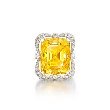 View full screen - View 1 of Lot 1810. Yellow Sapphire and Diamond Ring | 51.50克拉 天然「斯里蘭卡」未經加熱黃色剛玉 配 鑽石 戒指.