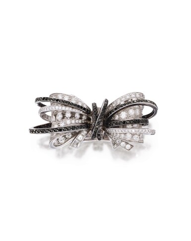 View full screen - View 1 of Lot 1642. Chanel | 'Ruban Couture' Diamond Ring | 香奈兒 | 'Ruban Couture' 鑽石戒指.