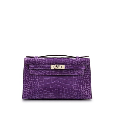 View full screen - View 1 of Lot 7829. Ultra Violet Shiny Alligator Kelly Pochette Palladium Hardware, 2013.