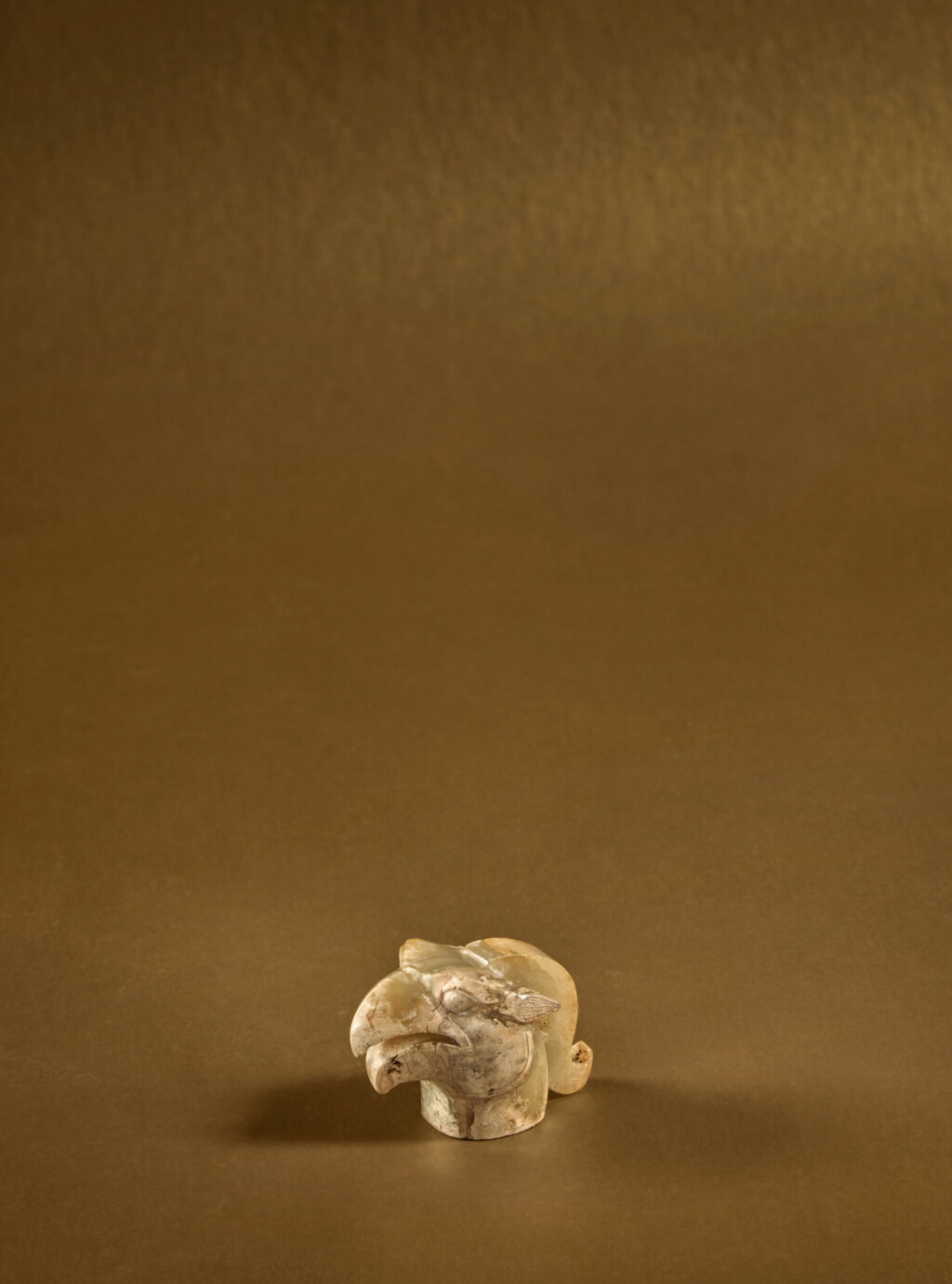 View full screen - View 1 of Lot 84. An archaic pale green jade bird-form finial, Western Han dynasty .