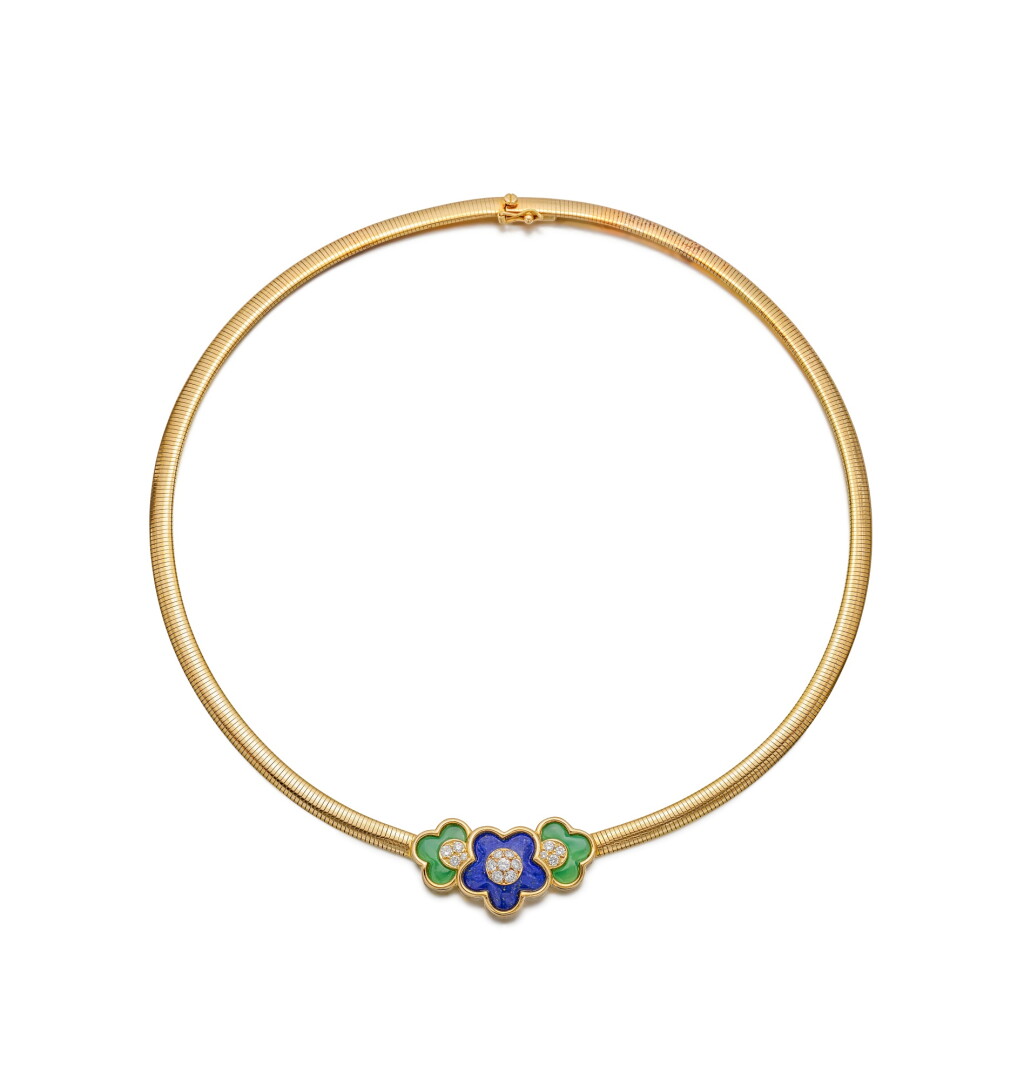 全螢幕檢視 - 查看1767LAPIS LAZULI, CHRYSOPRASE COMBINATION | 梵克雅寶 | 青金石 配 綠玉髓 及 鑽石 項鏈的1