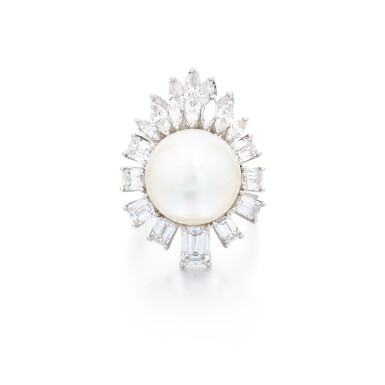 View full screen - View 1 of Lot 10. Cultured pearl and diamond ring | Bague perle de culture et diamants.