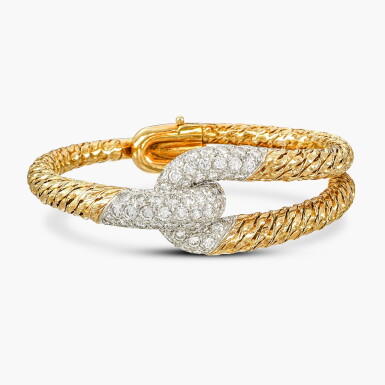 View full screen - View 1 of Lot 1203. Gold and Diamond Bangle | 卡地亞 | K金 配 鑽石 手鐲 .