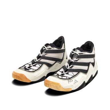 View full screen - View 1 of Lot 19. Kobe Bryant Los Angeles Lakers 1996-1997 Game Sneakers | Possible Attribution to Rookie Debut Game.