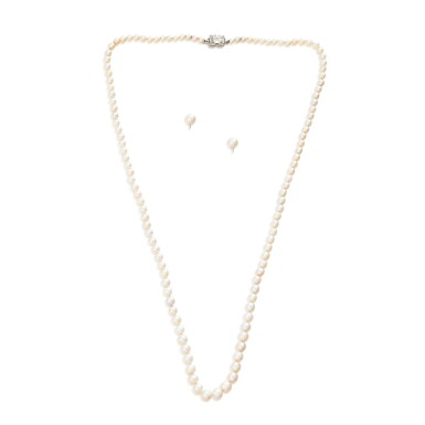 View full screen - View 1 of Lot 36. Collier de perles fines | Natural pearl necklace.