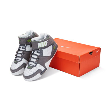 View full screen - View 1 of Lot 52. Nike Zoom LeBron II Sample | Size 12.
