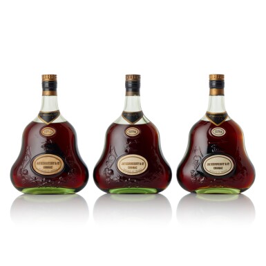 View full screen - View 1 of Lot 6399. Hennessy Ja's Extra Cognac NV (3 BT70).