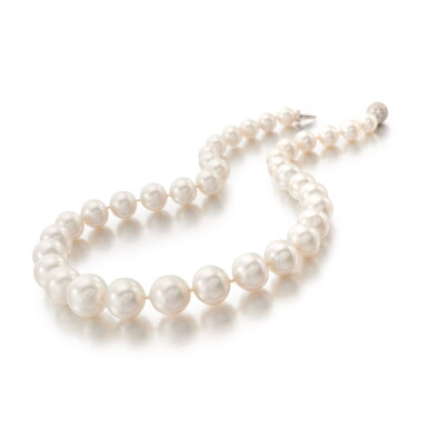 View full screen - View 1 of Lot 199. CULTURED PEARL AND DIAMOND NECKLACE (COLLANA IN PERLE COLTIVATE E DIAMANTI) .