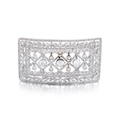 View full screen - View 1 of Lot 10. Broche diamants | Diamond brooch.