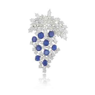 View full screen - View 1 of Lot 904. Sapphire and diamond brooch.