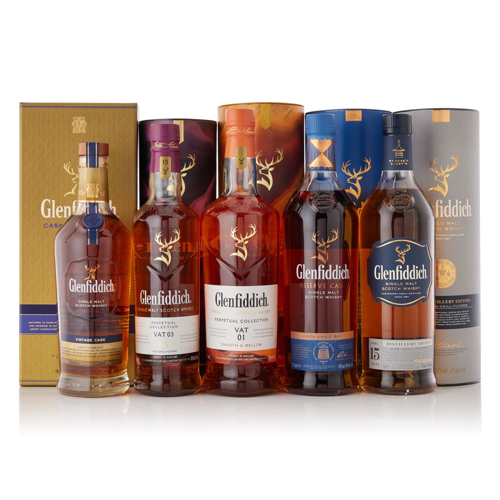View full screen - View 1 of Lot 9300. Glenfiddich Mixed Lot (5 BT70).
