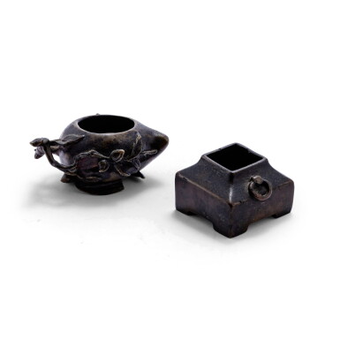View full screen - View 1 of Lot 73. Deux petits brûle-parfums en bronze XVIIE-XVIIIE siècle | 十七至十八世紀 銅桃式及四方小香爐一組兩件 | A small bronze 'peach' incense burner and a bronze archaistic square incense burner, 17th - 18th century.