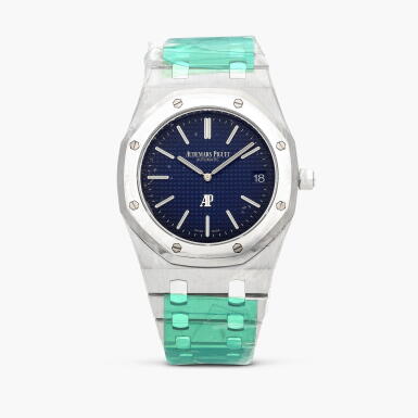 View full screen - View 1 of Lot 2213. Royal Oak 'Jumbo' Extra-Thin, Reference 15202IP.OO.1240IP.01 | A brand new limited edition platinum and titanium bracelet watch with date, Circa 2018.