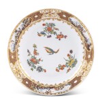 Plat ou présentoir en porcelaine de Meissen, vers 1735-1740