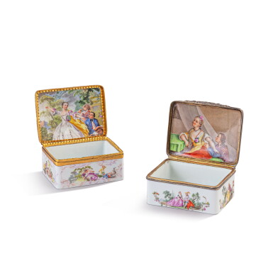 View full screen - View 1 of Lot 686. Two German porcelain rectangular snuff boxes, second half 18th century.