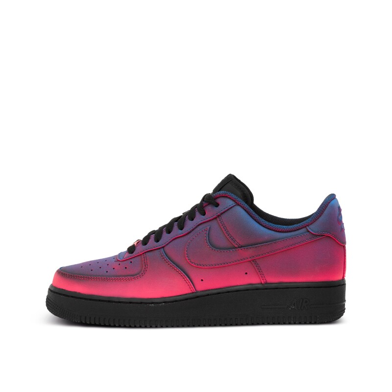 Nike Nike Air Force Low Cass Hirst False Bubblegum Size