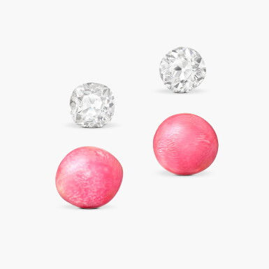 View full screen - View 1 of Lot 1713. Two Diamonds and Two Conch Pearls | 2.70 及 2.52克拉 枕形 J色 鑽石兩枚 及 9.25 及 8.02克拉 海螺珠兩枚.