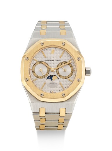 View full screen - View 1 of Lot 8195. AUDEMARS PIGUET | ROYAL OAK, REFERENCE 25594SA, A YELLOW GOLD AND STAINLESS STEEL WRISTWATCH WITH DAY, DATE AND BRACELET, 1990.