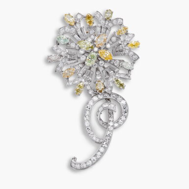 View full screen - View 1 of Lot 1750. Colored Diamond and Diamond Brooch | 蒂芙尼 | 彩色鑽石 配 鑽石 胸針.