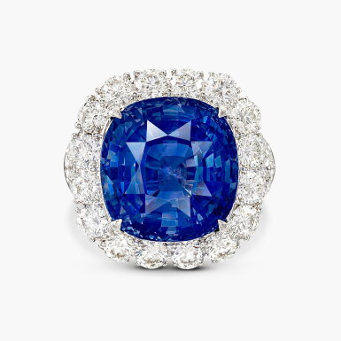 View full screen - View 1 of Lot 1733. Sapphire and Diamond Ring | 13.65克拉 天然 「斯里蘭卡」未經加熱藍寶石 配 鑽石 戒指.