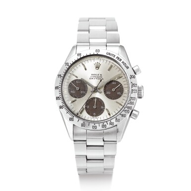 View full screen - View 1 of Lot 2101. ROLEX | JUMBO DAYTONA, REFERENCE 6239 A STAINLESS STEEL CHRONOGRAPH WRISTWATCH WITH TROPICAL REGISTERS AND BRACELET, CIRCA 1967 " | 勞力士 | Jumbo Daytona 型號6239 精鋼計時鏈帶腕錶,備棕色小錶盤,錶殼編號1600117,約1967年製".