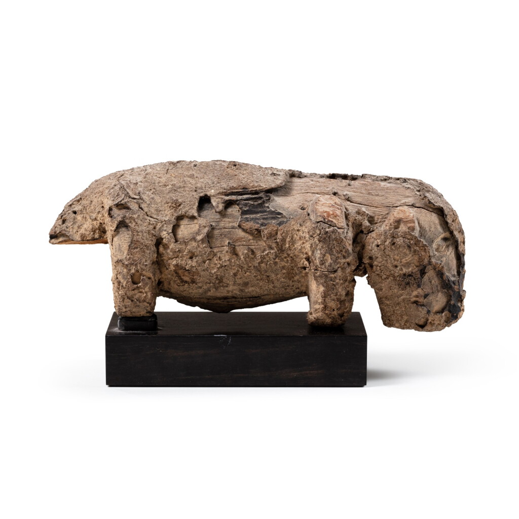 View full screen - View 1 of Lot 29. Dogon Dog Figure, Mali | Chien, Dogon, Mali.