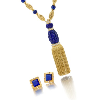 View full screen - View 1 of Lot 68. Lapis Lazuli and diamond necklace and pair of earclips (Collana e paio di orecchini a clip con lapislazzuli e diamanti).