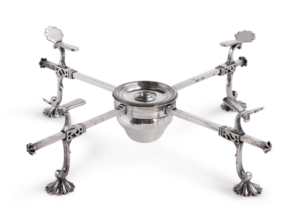 View full screen - View 1 of Lot 263. A GEORGE III SILVER DISH CROSS, RICHARD MILLS, LONDON, 1774.