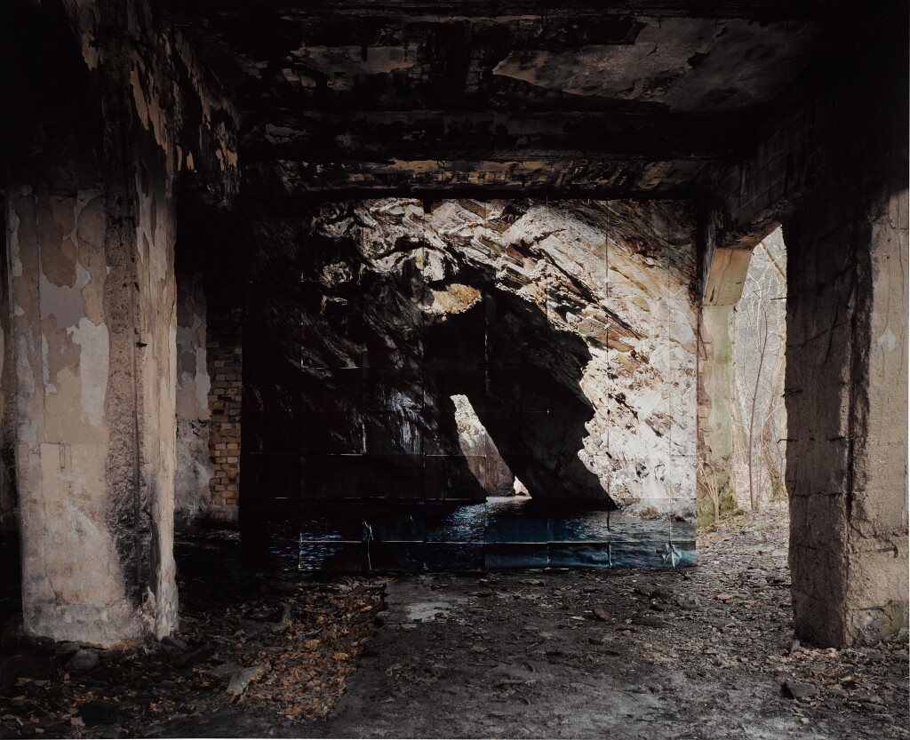 View full screen - View 1 of Lot 54. Creus.