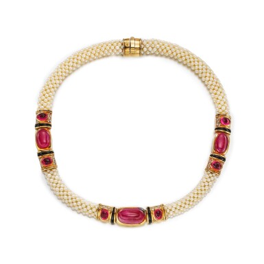 View full screen - View 1 of Lot 2883. 'Najwa' Gem Set and Diamond Necklace | Marina B | 'Najwa' 寶石 配 鑽石 項鏈.