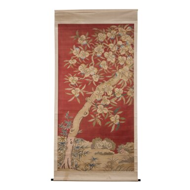 View full screen - View 1 of Lot 71. A rare and large kesi 'peach' panel, 19th / 20th century | 十九 / 二十世紀 緙絲壽桃圖大褂屏.