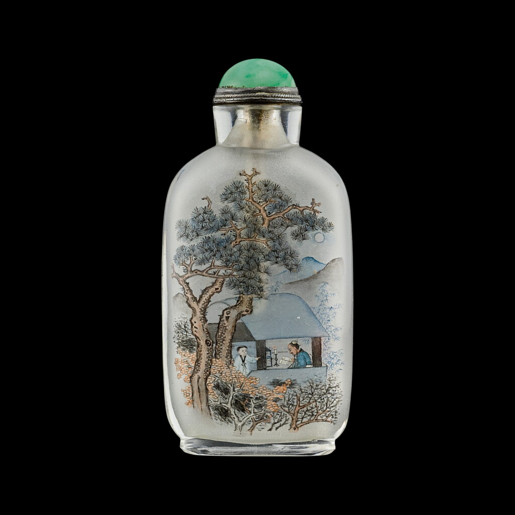 View full screen - View 1 of Lot 1085. An inscribed inside-painted glass 'scholar' snuff bottle By Ma Shaoxuan, circa 1900 | 約1900年 馬少宣作秋聲賦圖鼻煙壺.