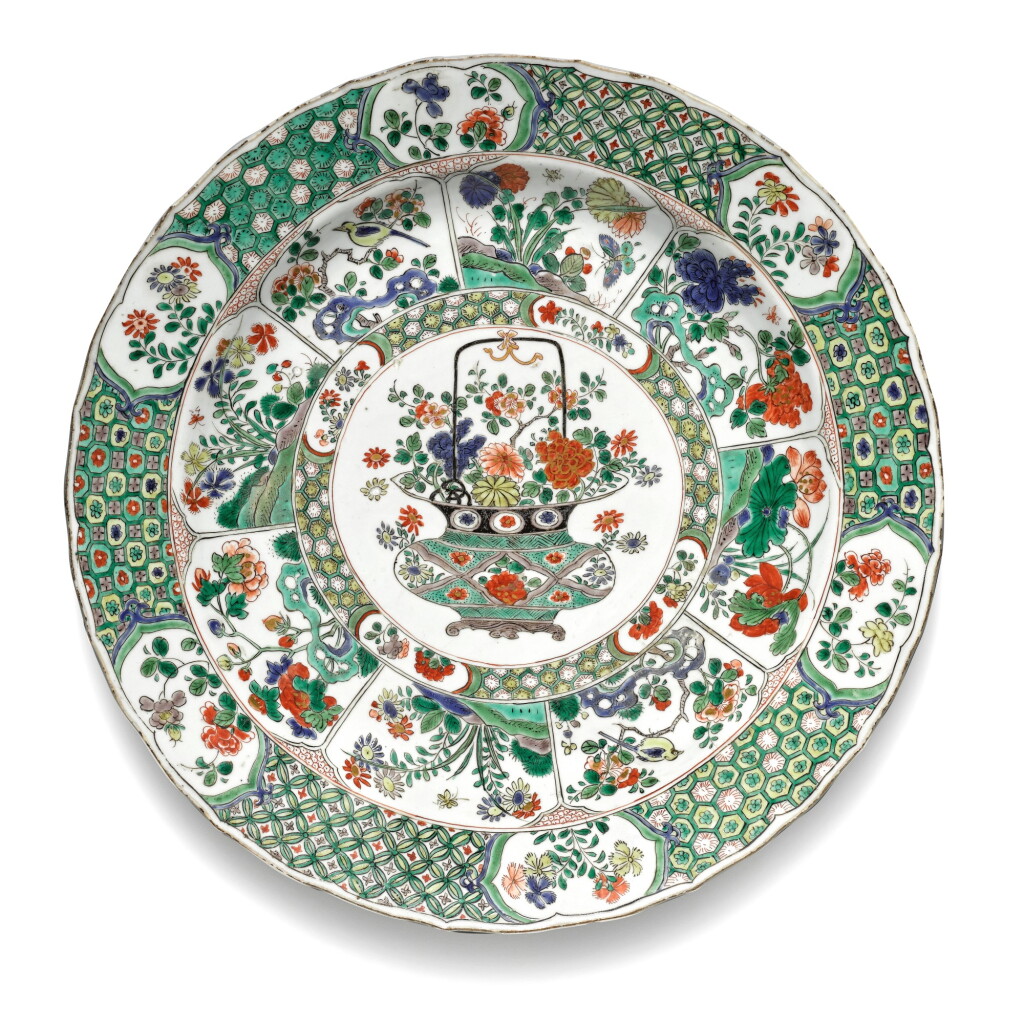 View full screen - View 1 of Lot 229. A large famille-verte dish, Qing dynasty, Kangxi period.
