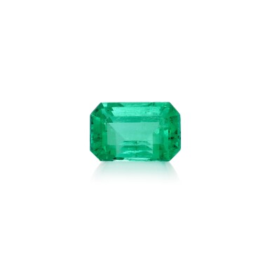 View full screen - View 1 of Lot 24. Loose Emerald .