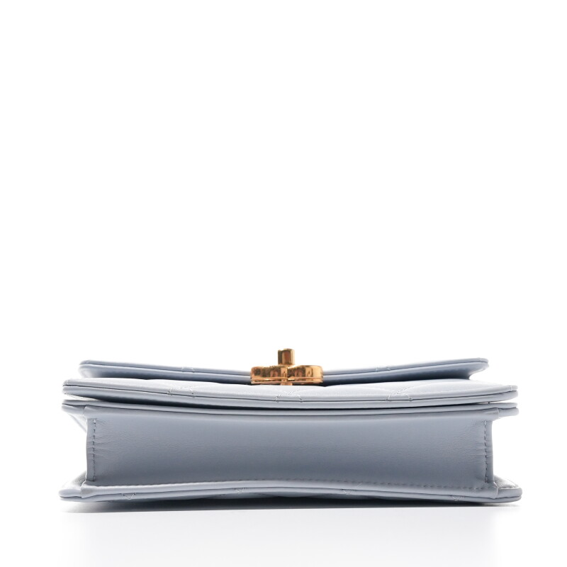 Cover image 0