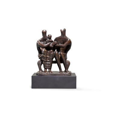 View full screen - View 1 of Lot 6. Family Group.