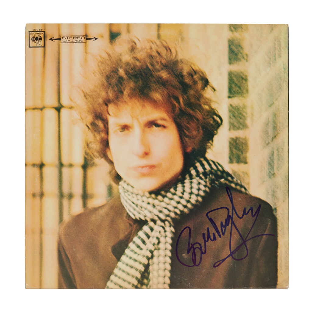View full screen - View 1 of Lot 34. Bob Dylan | A signed copy of the "Blonde on Blonde" sleeve.