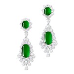 Pair of Jadeite and Diamond Pendent Earrings | 天然翡翠 配 鑽石 耳墜一對