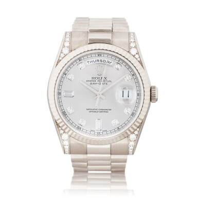 View full screen - View 1 of Lot 1013. Day-Date, Ref. 118339 Montre bracelet en or gris et sertie de diamants avec jour, date et bracelet | White gold and diamond-set wristwatch with day, date and bracelet Vers 2001 | Circa 2001.