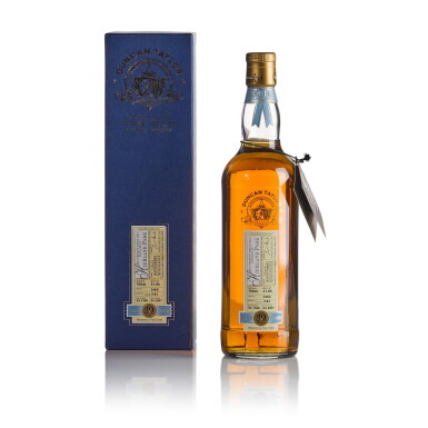 View full screen - View 1 of Lot 382. Highland Park Duncan Taylor Rare Auld 39 Year Old 41.8 abv 1968 (1 BT70).