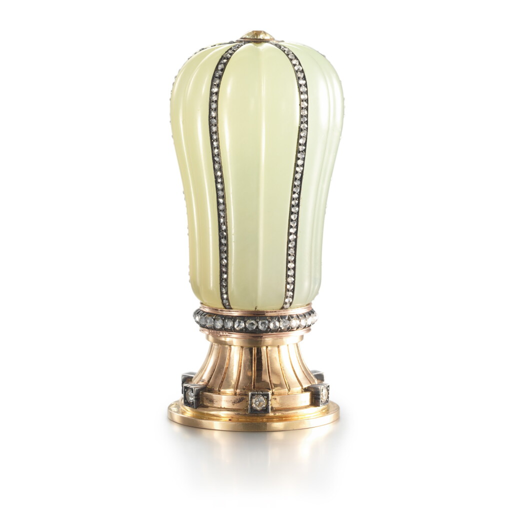 View full screen - View 1 of Lot 1126. A Fabergé jewelled gold and bowenite hand seal, workmaster Michael Perkhin, St Petersburg, circa 1890.
