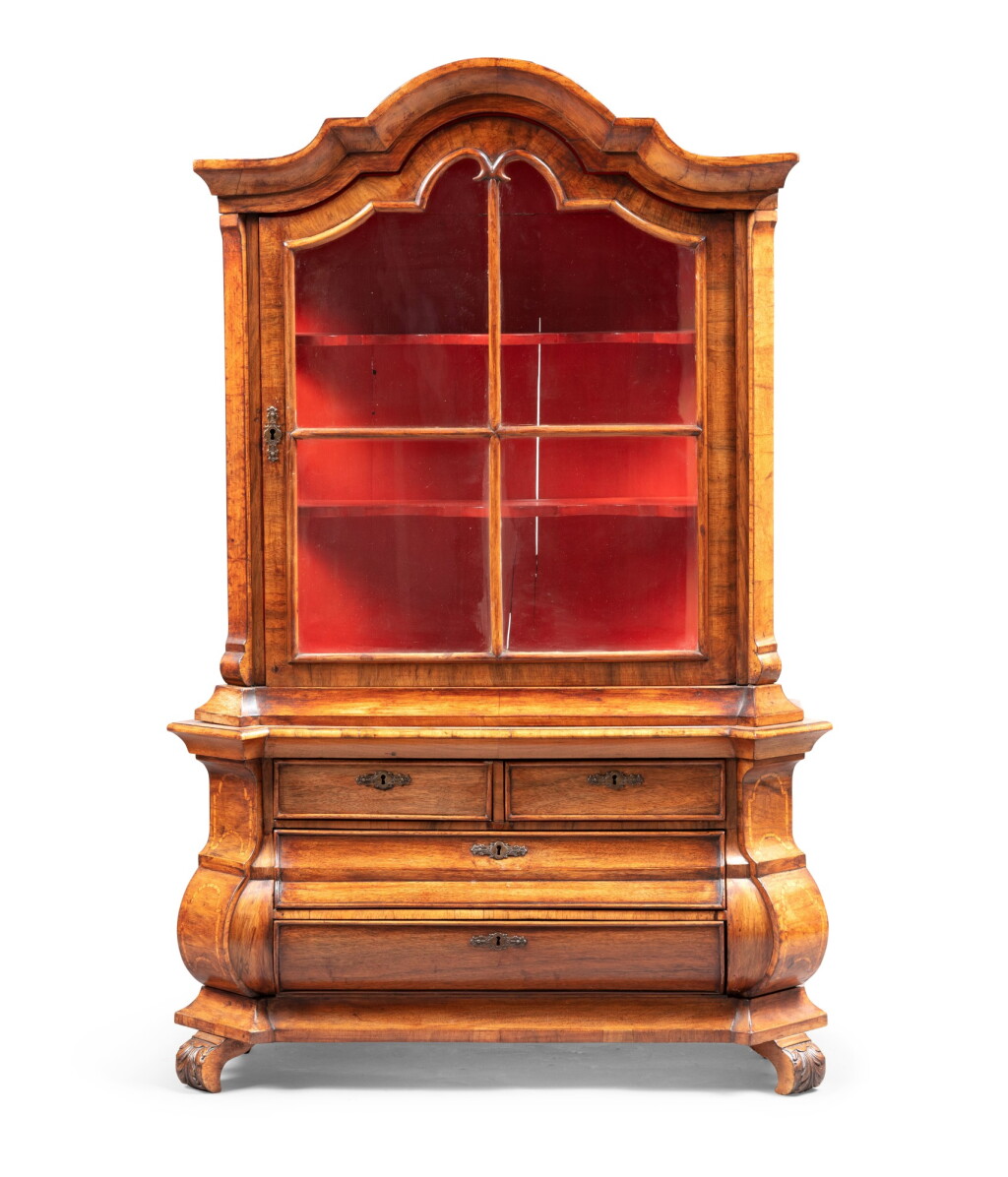 View full screen - View 1 of Lot 126. A Dutch Baroque brass mounted walnut miniature display-cabinet, 18th century | Cabinet-Vitrine miniature en noyer sculpté, travail néerlandais d'époque baroque, XVIIIe siècle.