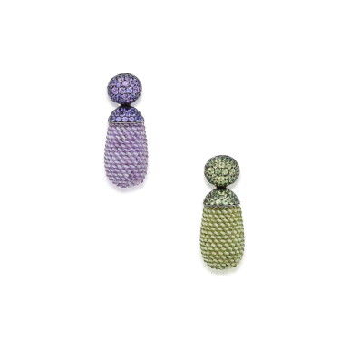View full screen - View 1 of Lot 26. Pair of Colored Stone Pendant-Earclips | Hemmerle | 一對彩色寶石耳墜.