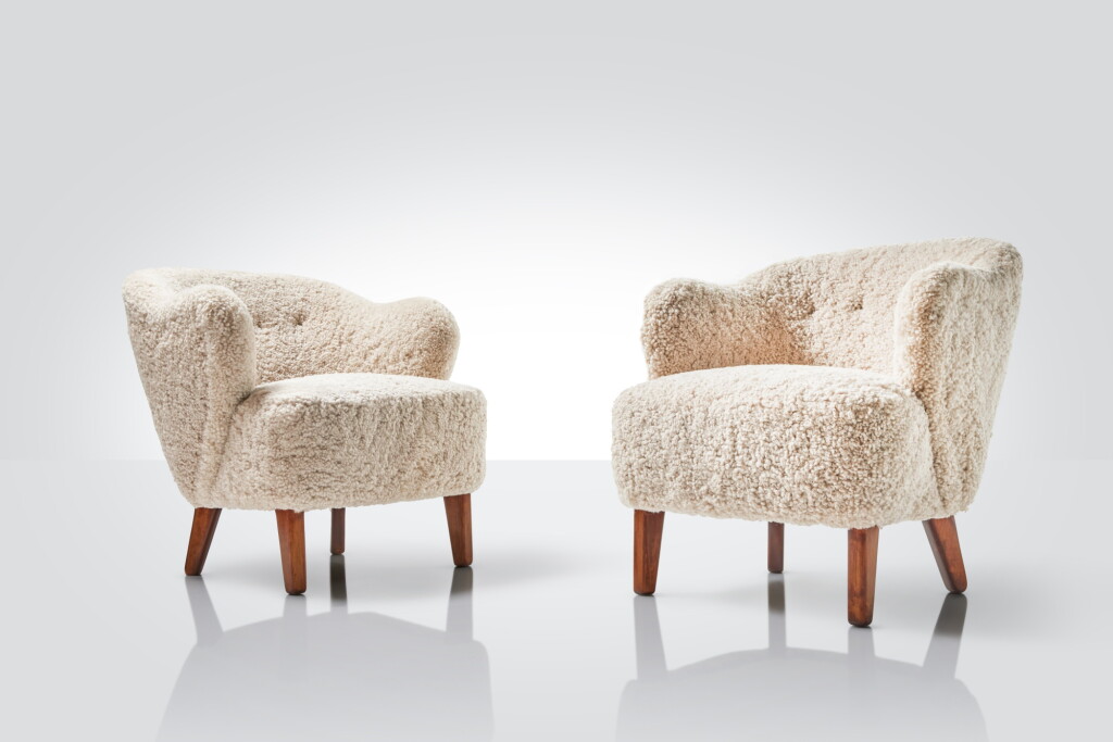 View full screen - View 1 of Lot 515. Pair of Armchairs.