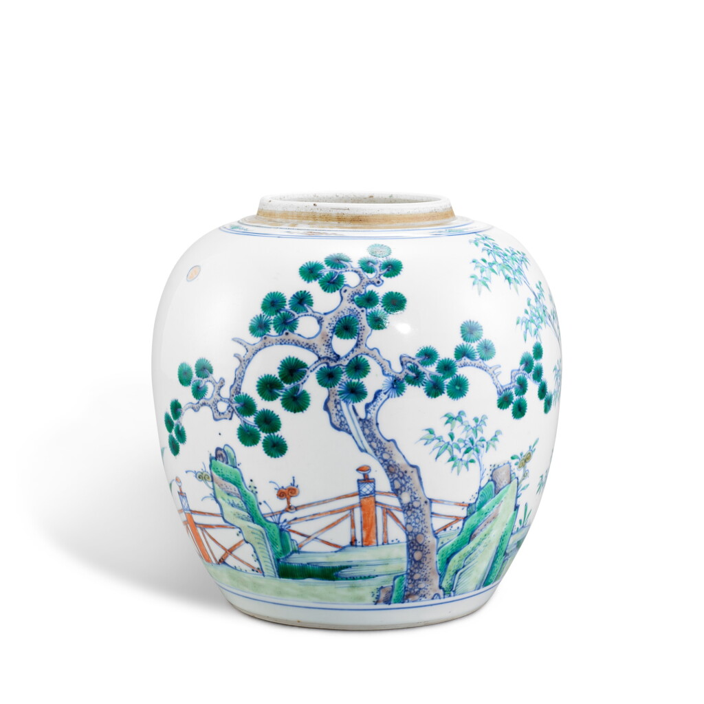 View full screen - View 1 of Lot 911. A doucai 'three friends of winter' jar, Qing dynasty, 18th century | 清十八世紀 鬪彩歲寒三友罐.