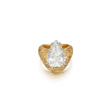 View full screen - View 1 of Lot 58. Diamond and Colored Diamond Ring, France.