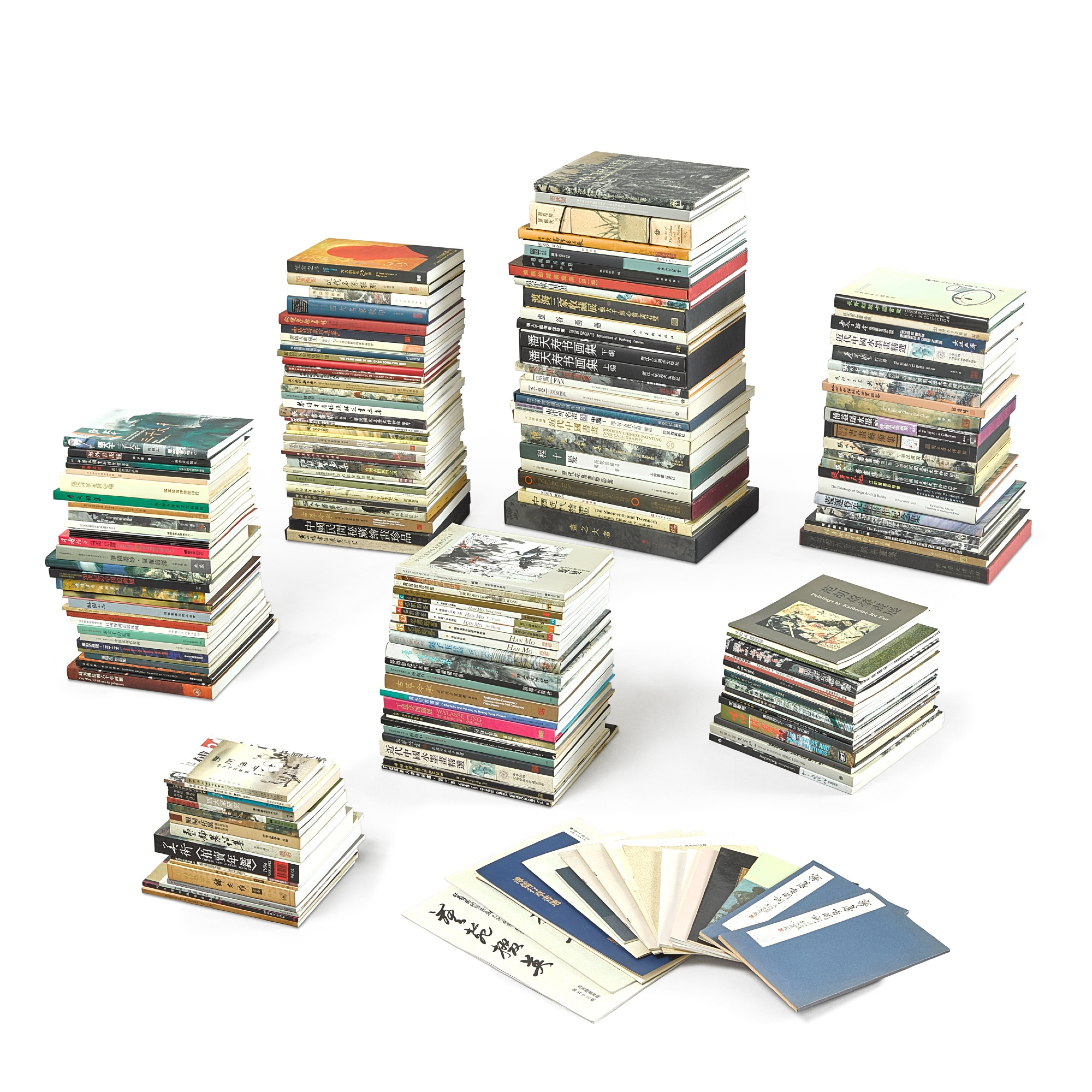 A group of approximately 324 reference books on painting